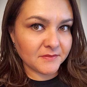 Meet your Posher, Yvonne